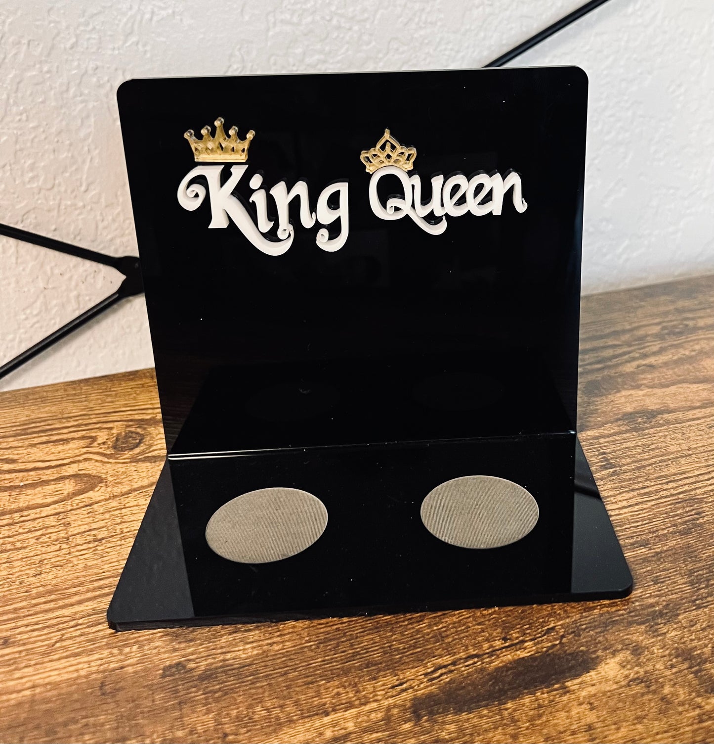 King and Queen Shot Glass Set with Display Stand